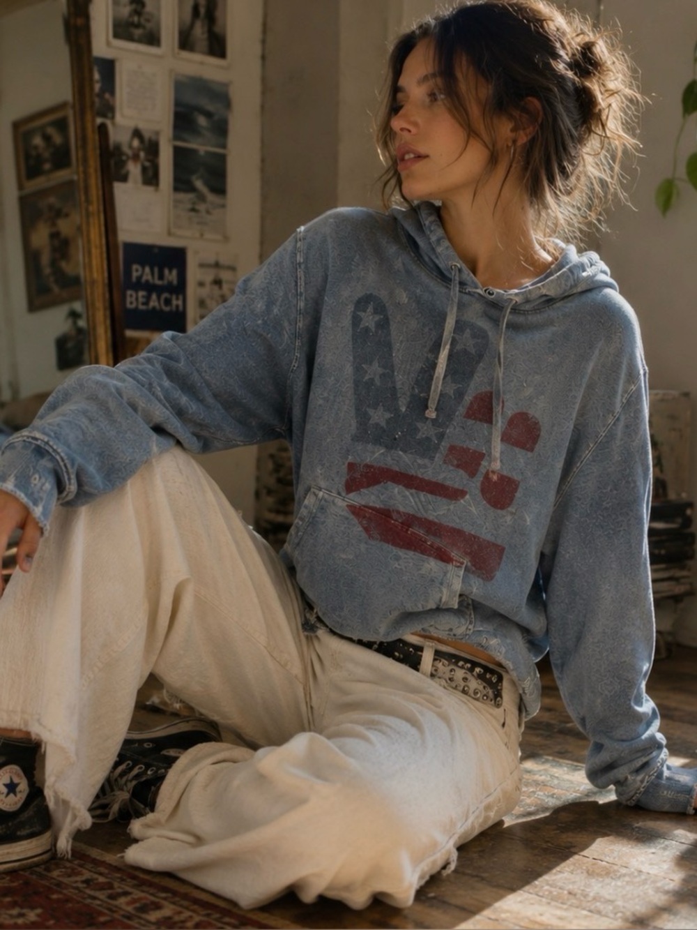 By Junkfood peace American Flag Graphic Hoodie
